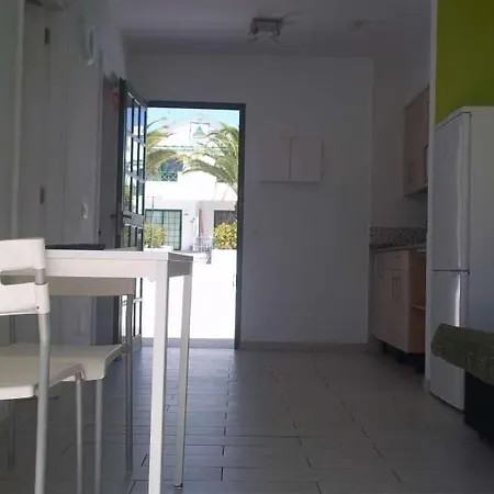 Puerto Del Carmen Sleeps 4 Pool Wifi Puerto del Carmen (Lanzarote)