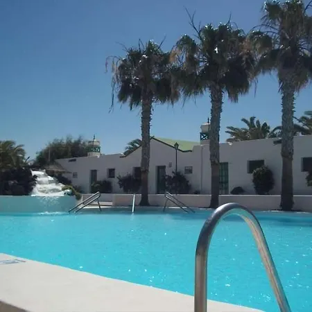 Puerto Del Carmen Sleeps 4 Pool Wifi